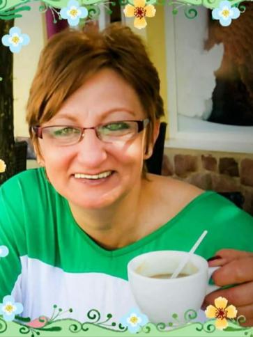 Zsuzsi, 57 éves szigetvári társkereső nő profil fotója Zsuzsi, 57 éves szigetvári társkereső nő profil fotója
