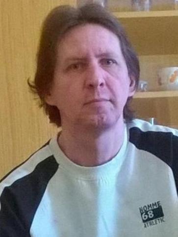 Miklós, 51 éves tiszaújvárosi társkereső férfi profil fotója