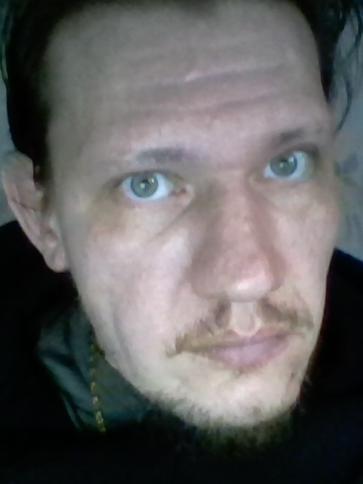 Gábor, 40 éves hatvani társkereső férfi profil fotója
