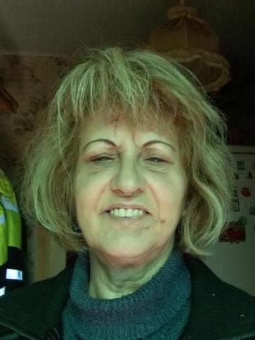 Zsuzsa, 65 éves tápiószecsői társkereső nő profil fotója