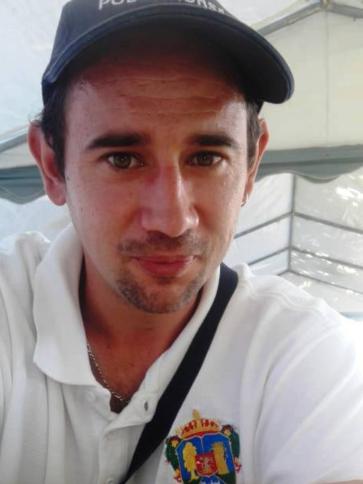 Zoltán, 35 éves bélmegyeri társkereső férfi profil fotója