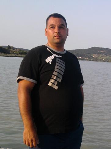 Krisztián, 41 éves kistokaji társkereső férfi profil fotója Krisztián, 41 éves kistokaji társkereső férfi profil fotója