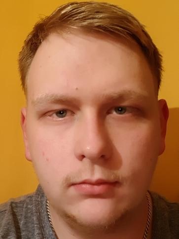 Ernő, 28 éves rédei társkereső férfi profil fotója