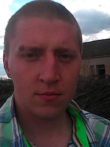 László, 31 éves újfehértói társkereső férfi profil fotója