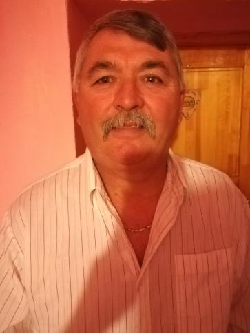Sándor, 63 éves csanádapácai társkereső férfi profil fotója