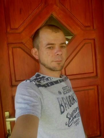Zoltán, 43 éves szabadkígyósi társkereső férfi profil fotója