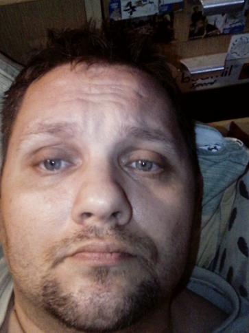 Krisztian, 45 éves tiszaladányi társkereső férfi profil fotója