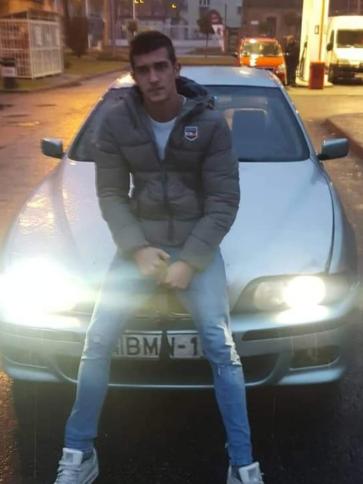 László, 27 éves Budapest XII. kerületi társkereső férfi profil fotója