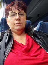 Sziasztok! Erika vagyok. Komoly mikekarácsonyfai társkereső férfiak jelentkezését várom.