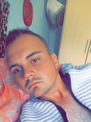 Péter, 27 éves Budapest II. kerületi társkereső férfi profil fotója