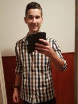 Sziasztok! Martin vagyok. Komoly nagyoroszi párkereső nők jelentkezését várom.