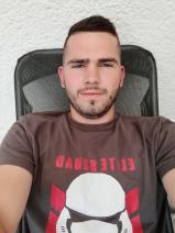 Sziasztok! Bence vagyok. Komoly kemenesmagasi párkereső nők jelentkezését várom.
