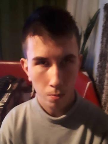 Krisztián, 26 éves uszódi társkereső férfi profil fotója