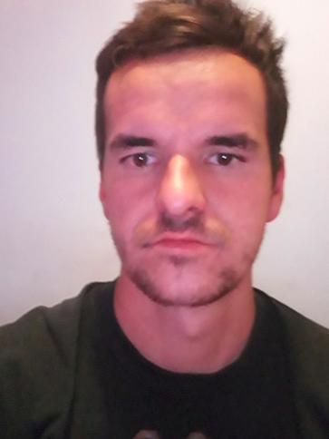 Dániel, 33 éves rábakecöli társkereső férfi profil fotója