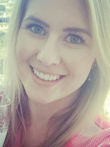 Lilla, 28 éves Budapest V. kerületi társkereső nő profil fotója