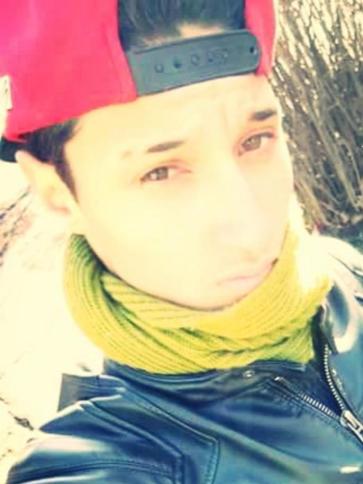 Adam, 27 éves jászárokszállási társkereső férfi profil fotója