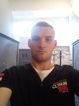 Sziasztok! Alex vagyok. Komoly ófehértói párkereső nők jelentkezését várom.