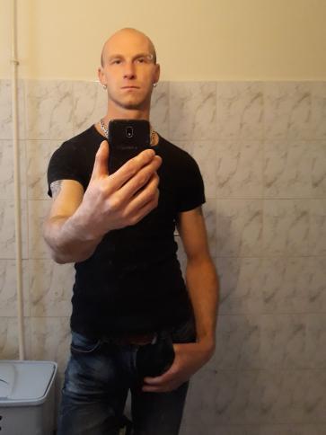 Zoli, 45 éves rétsági társkereső férfi profil fotója