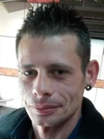 Varga, 44 éves farmosi társkereső férfi profil fotója