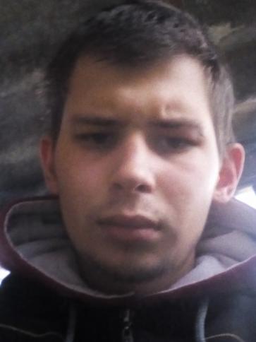 Krisztián, 28 éves püspökladányi társkereső férfi profil fotója