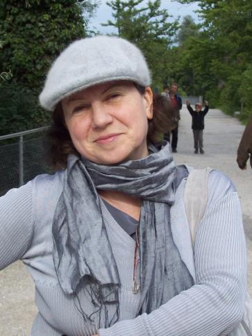 Mira, 69 éves Budapest VIII. kerületi társkereső nő profil fotója