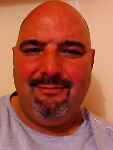 Csaba, 51 éves tiszaújvárosi társkereső férfi profil fotója