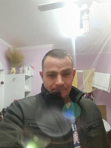 Andras, 52 éves hajdúnánási társkereső férfi profil fotója Andras, 52 éves hajdúnánási társkereső férfi profil fotója