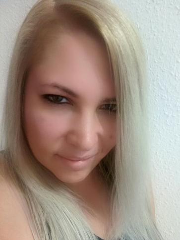 Melinda, 38 éves szigetszentmiklósi társkereső nő profil fotója