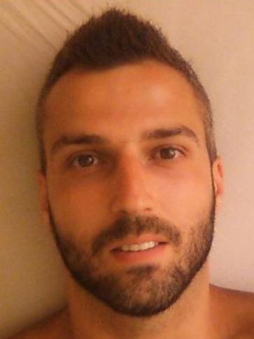 Oliver, 39 éves kazincbarcikai társkereső férfi profil fotója