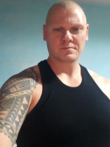 Zoltán, 42 éves detki társkereső férfi profil fotója