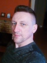 Sziasztok! Tivadar vagyok. Komoly mezőnyárádi párkereső nők jelentkezését várom.