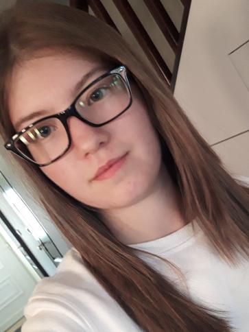Ágnes, 26 éves tiszaújvárosi társkereső nő profil fotója