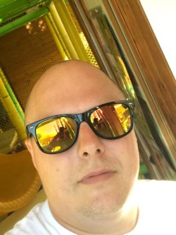 Krisztián, 39 éves kapuvári társkereső férfi profil fotója