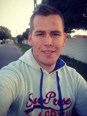 Tamás, 31 éves kisvárdai társkereső férfi profil fotója