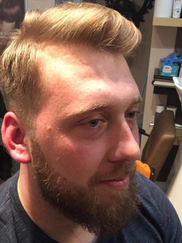 László, 32 éves mocsai társkereső férfi profil fotója