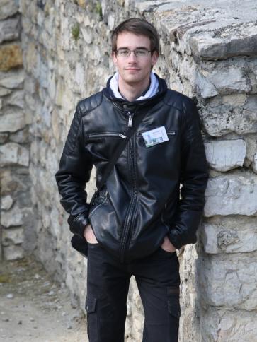 Dani, 31 éves nagyvázsonyi társkereső férfi profil fotója