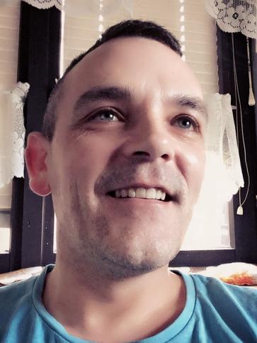 Naa, 42 éves etyeki társkereső férfi profil fotója