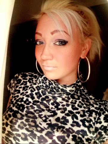 Syilvina, 34 éves nagy-britanniai társkereső nő profil fotója