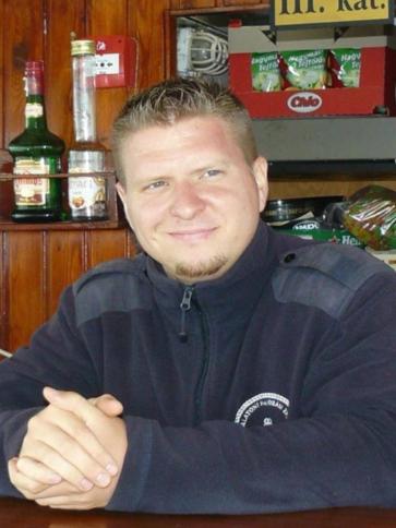 Zsolt, 38 éves tamási társkereső férfi profil fotója