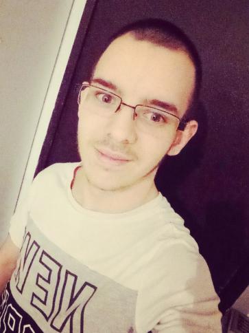 Gergő, 26 éves hosszúpályi társkereső férfi profil fotója