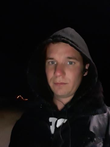 Zoli, 32 éves fácánkerti társkereső férfi profil fotója