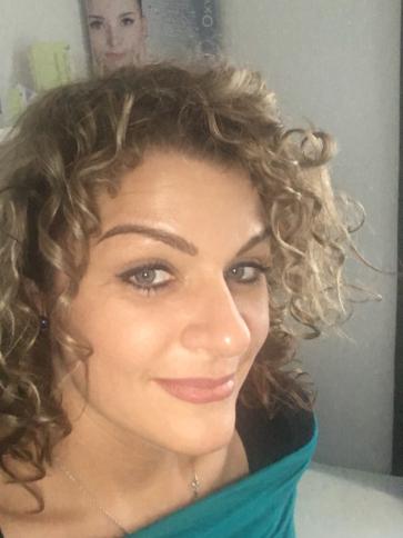 Anna, 45 éves soproni társkereső nő profil fotója