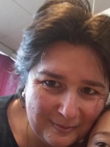 Szilvia, 48 éves bicskei társkereső nő profil fotója
