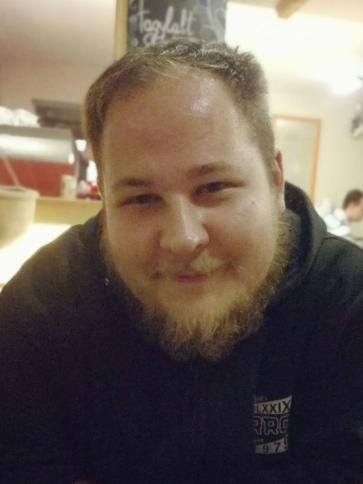 Zoli, 36 éves ősi társkereső férfi profil fotója Zoli, 36 éves ősi társkereső férfi profil fotója