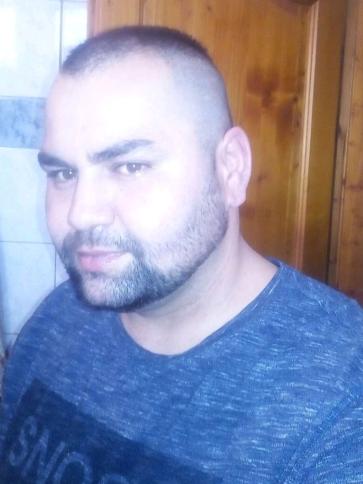 Dedi, 36 éves halimbai társkereső férfi profil fotója