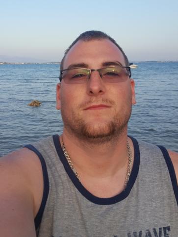 Tomi, 38 éves diósdi társkereső férfi profil fotója