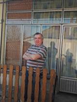 Sziasztok! Béla vagyok. Online fajszi randizni vágyó nők kattinsatok a kedvenc gombra.