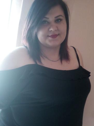 Tündi, 31 éves szalkszentmártoni társkereső nő profil fotója