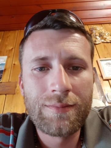 Zoli, 41 éves tárnoki társkereső férfi profil fotója Zoli, 41 éves tárnoki társkereső férfi profil fotója