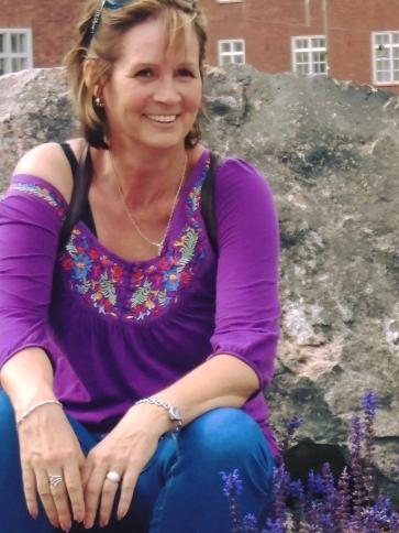 Mária, 62 éves veresegyházi társkereső nő profil fotója Mária, 62 éves veresegyházi társkereső nő profil fotója